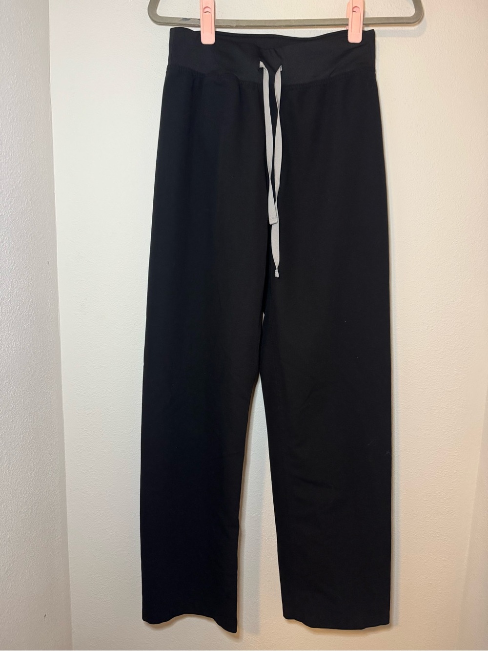Figs Livingston Basic Straight Leg Scrub Pants